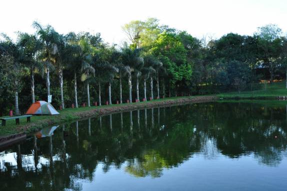 Nosso acampamento em um pesque-pague no município de Derrubadas, no Rio Grande do Sul